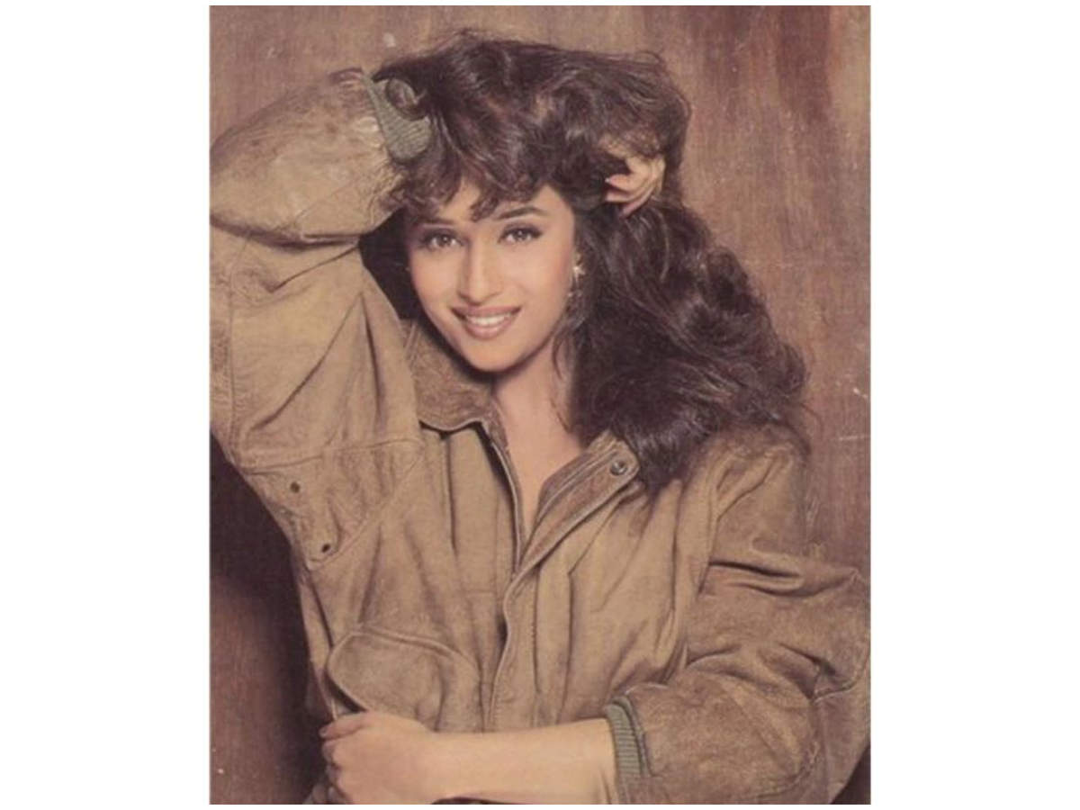 THIS Throwback Picture Of Madhuri Dixit Will Make You Fall In Love With Her All Over Again