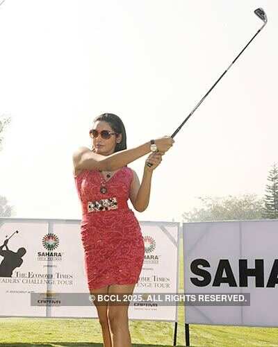 Ragini at ET's Golf tour
