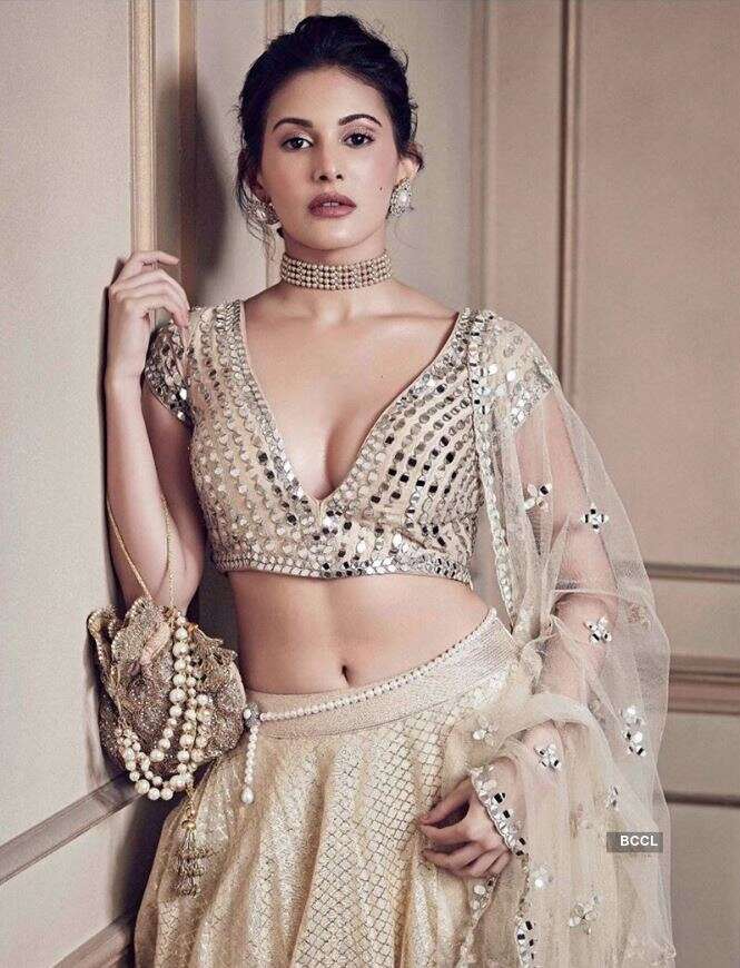 Actress Amyra Dastur turns 'Wild Cat' for her sizzling photoshoot