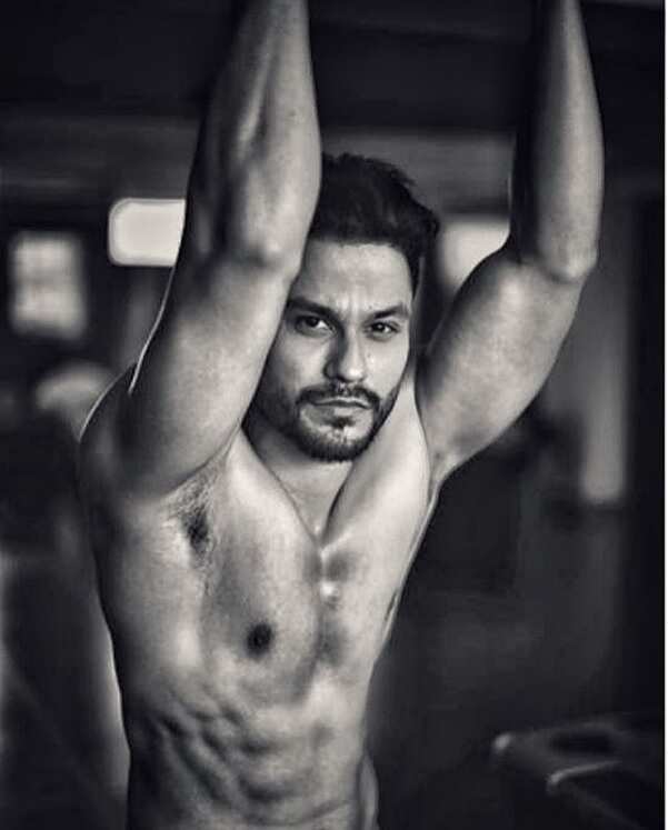 Kunal Kemmu. 