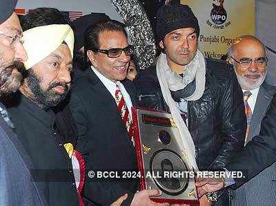 Dharmendra wins Punjabi Rattan Award