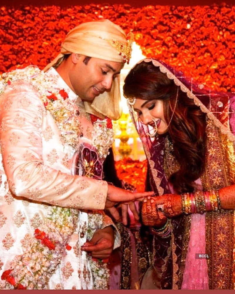 New pictures from Sania Mirza's sister Anam Mirza and Asad's wedding party
