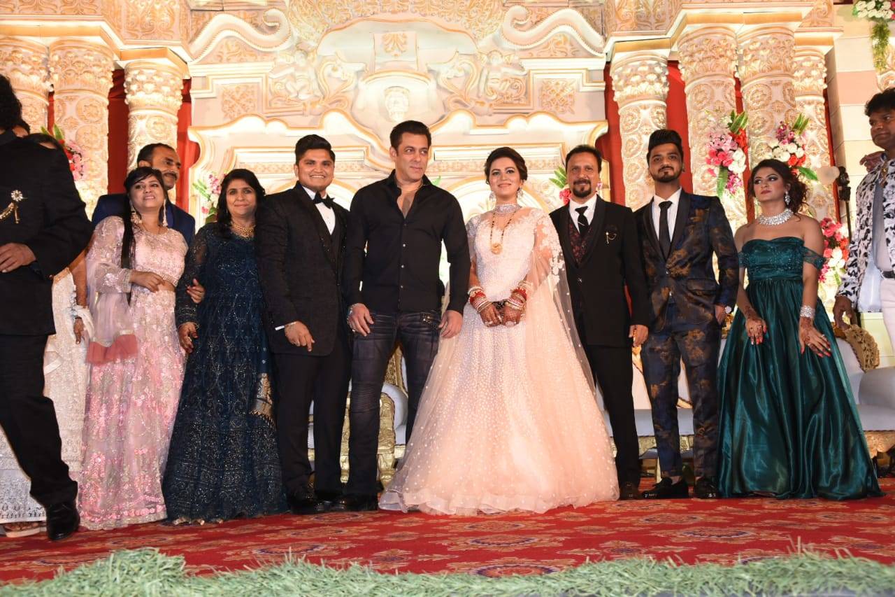 Photos: Salman Khan attends the wedding ceremony of his makeup artist's