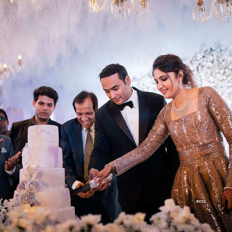 New pictures from Sania Mirza's sister Anam Mirza and Asad's wedding party