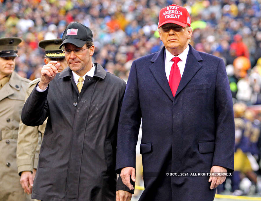 Donald Trump watches the Army-Navy game