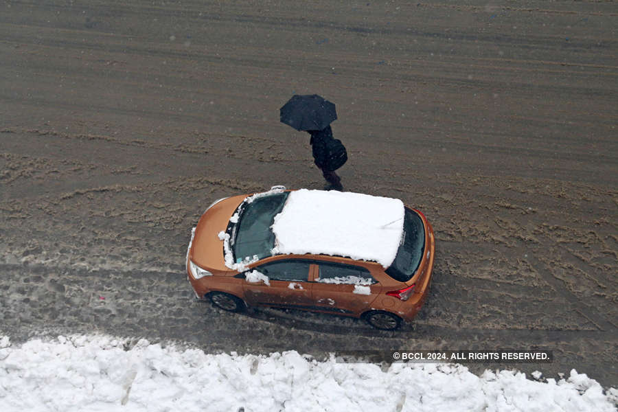 Pictures of intense cold wave gripping the nation will surely make you shiver!