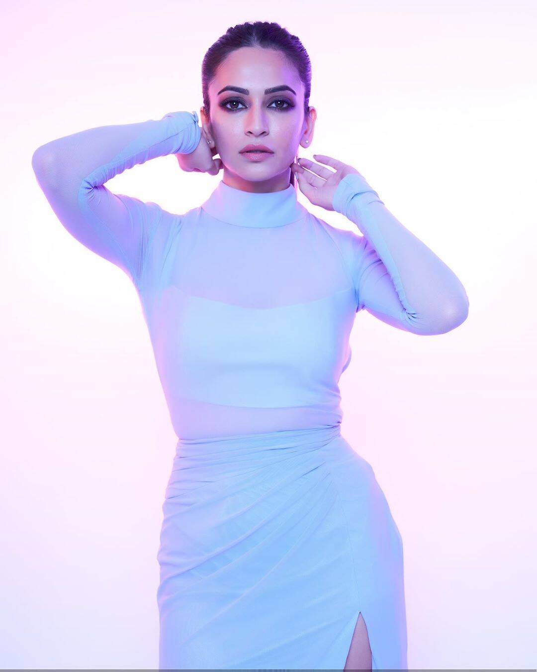 Kriti Kharbanda Pictures