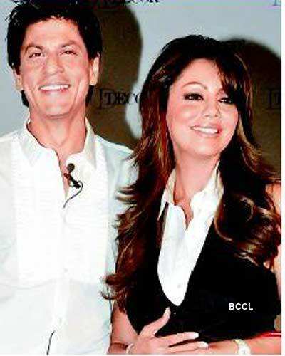 SRK, Gauri walk the ramp