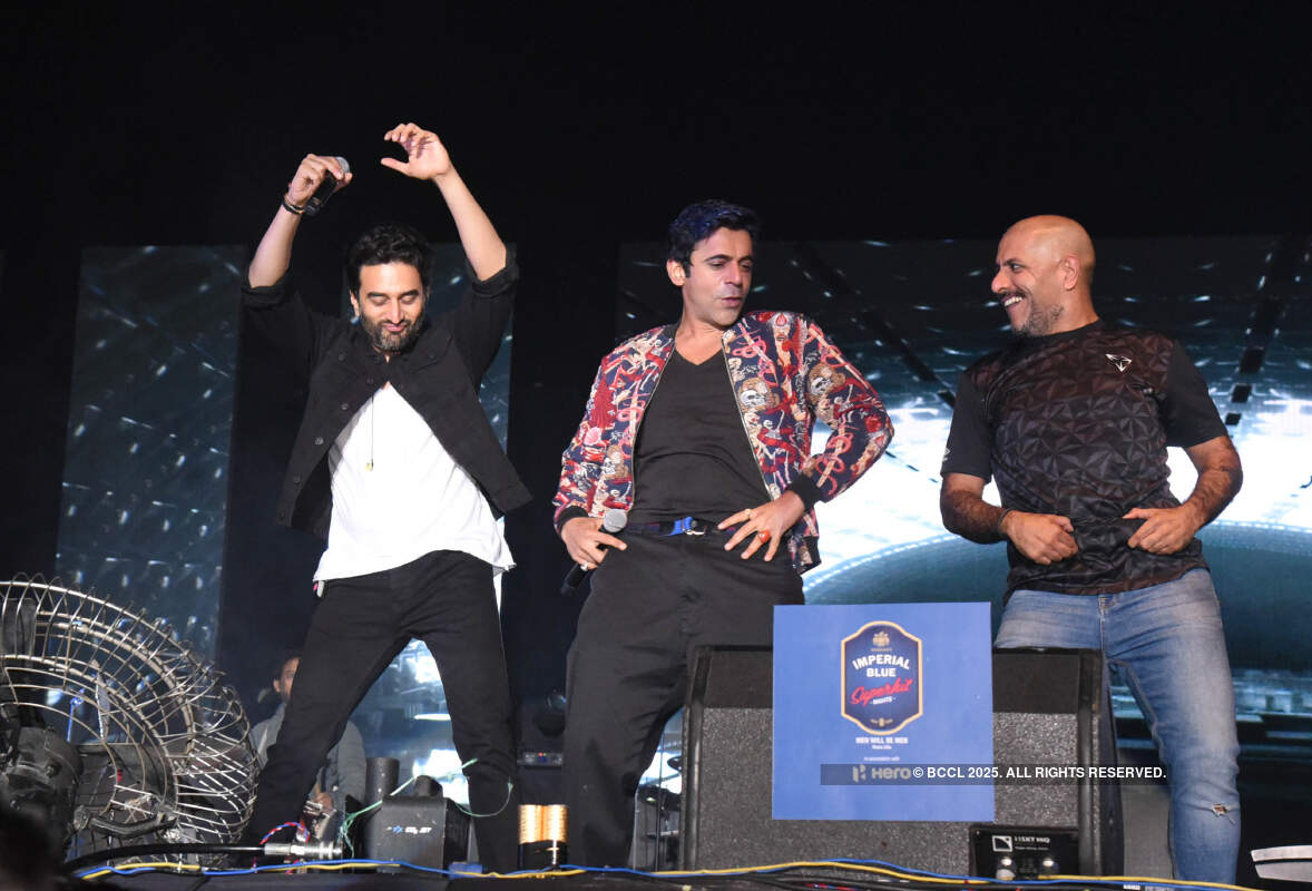 Vishal Dadlani, Sunil Grover and Shekhar Ravjiani