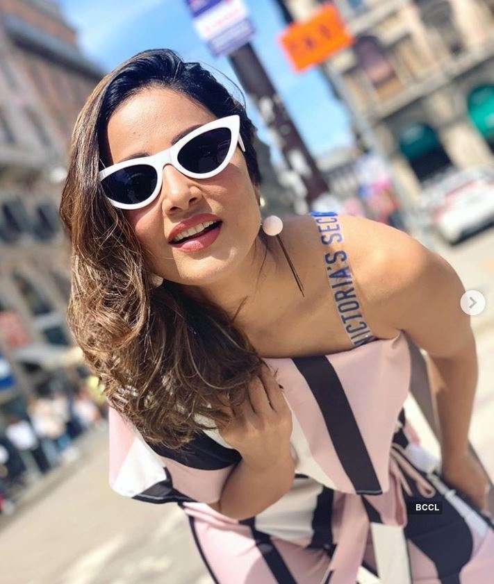 Bikini-clad Hina Khan is raising temperatures with her beach vacation pictures