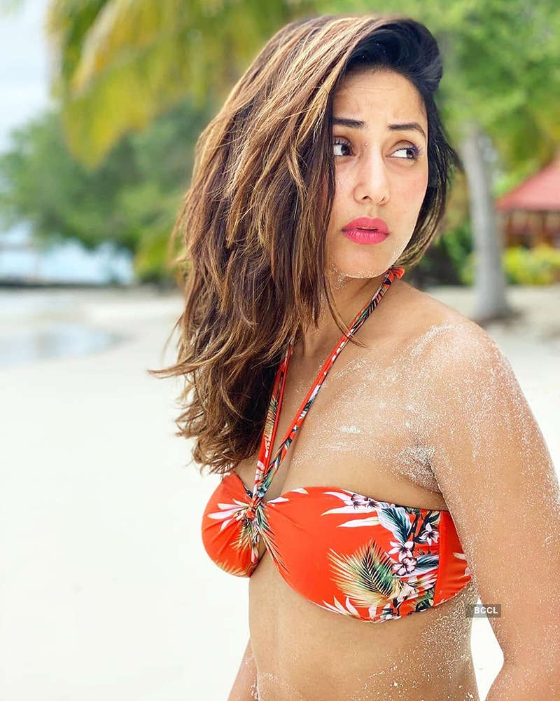 Bikini-clad Hina Khan is raising temperatures with her beach vacation pictures