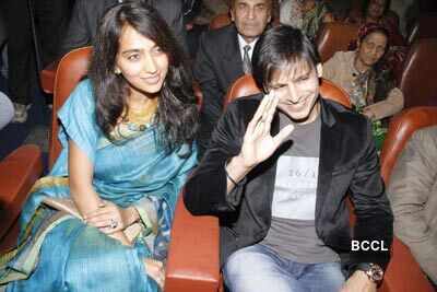 Vivek @ Auro Gold tribute event 