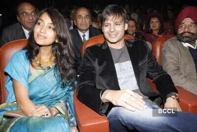 Vivek @ Auro Gold tribute event 