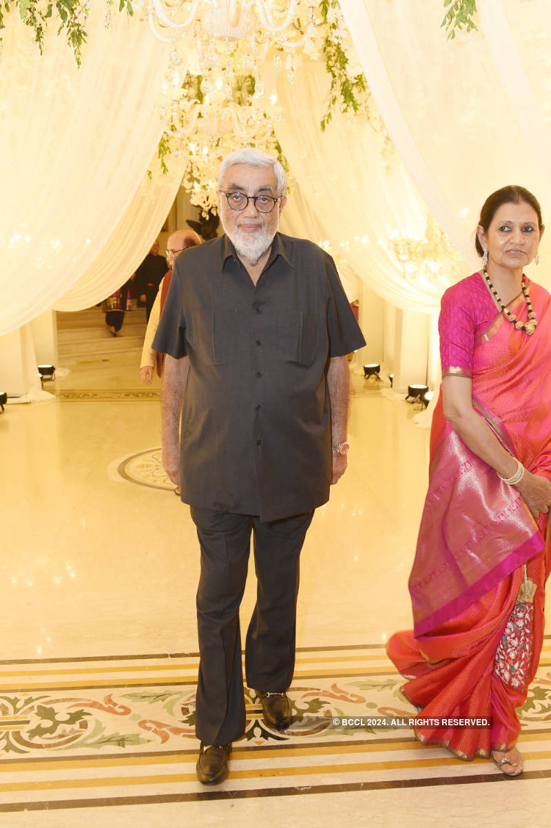 Akhil Khushlani and Niharika Keerthi's big fat Indian wedding