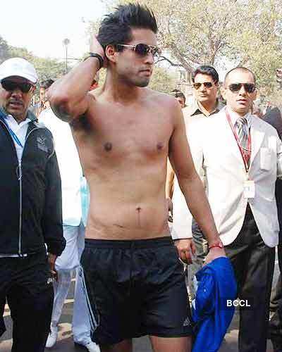 Celebs @ Mumbai marathon 2011