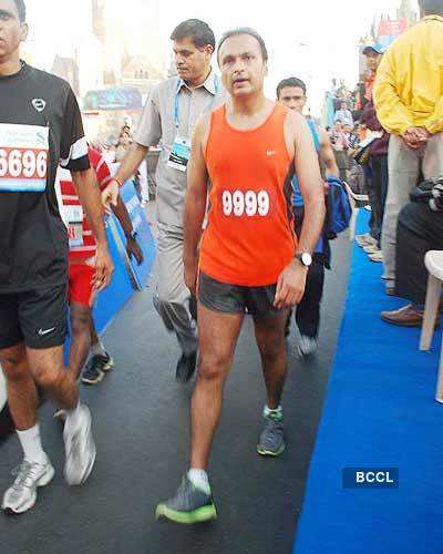 Celebs @ Mumbai marathon 2011