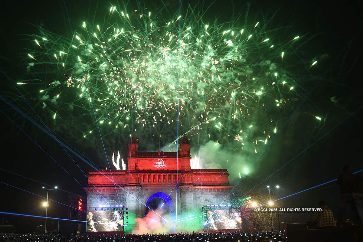 Amazing pictures of New Year celebrations around the world