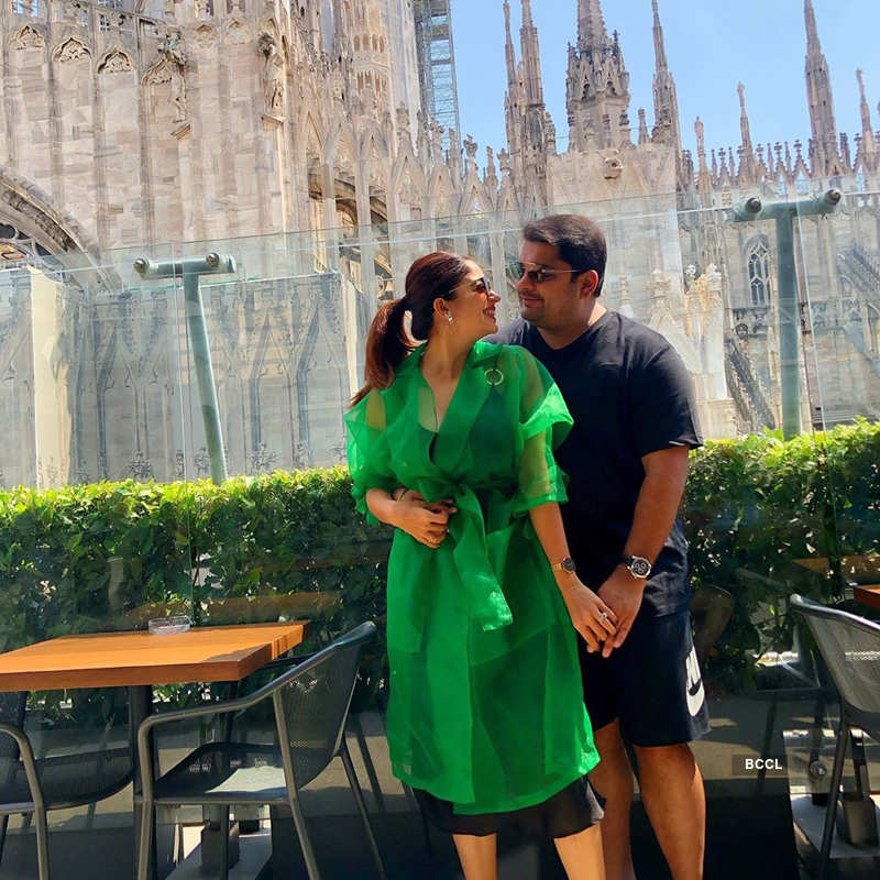 Nehha Pendse shares a passionate kiss with fiancé Shardul Bayas, picture goes viral