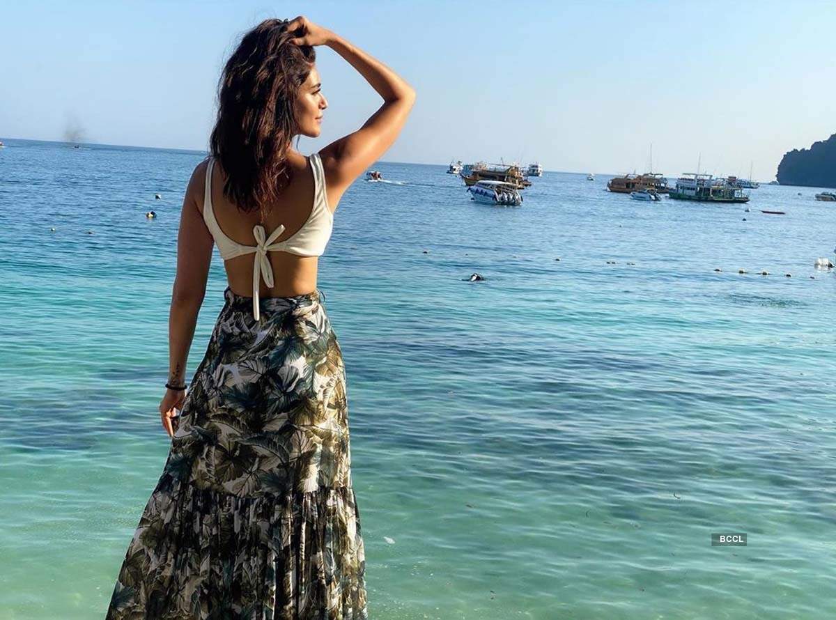 Naagin 3 actress Karishma Tanna shares breathtaking pictures from her beach vacation