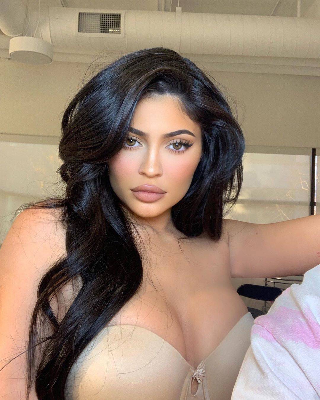 Viral photos of Kylie Jenner, 'The Youngest Self-Made Billionaire Ever'