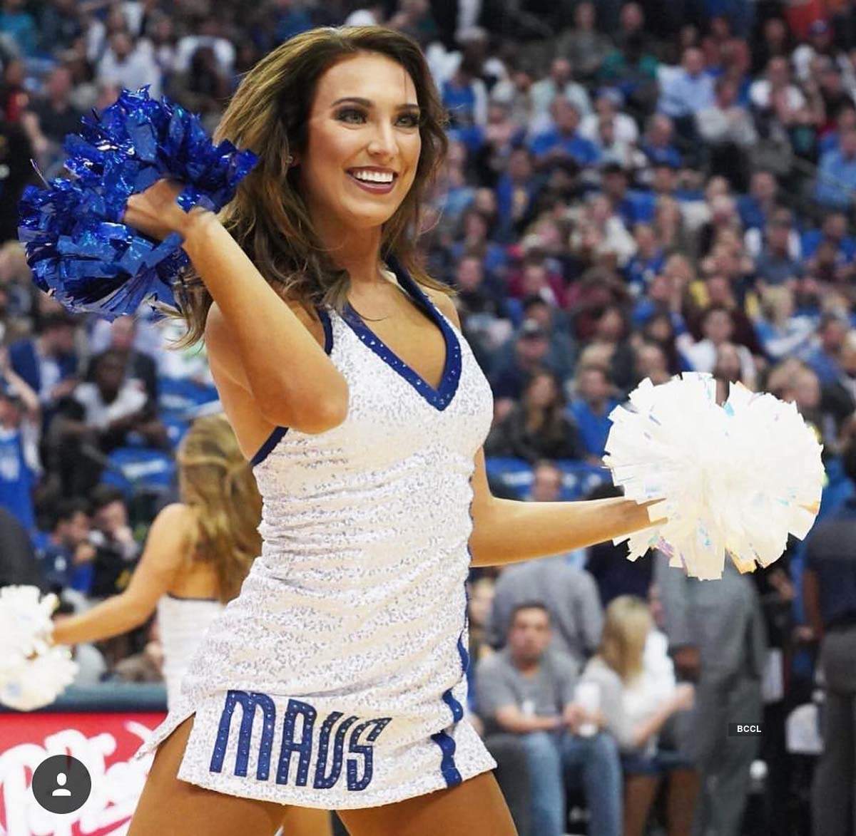 Stunning pictures of the most gorgeous basketball cheerleaders