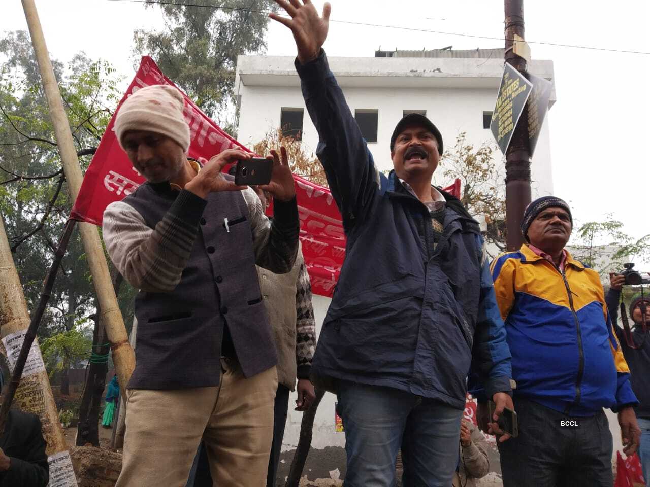 In pics: Nationwide trade unions observe Bharat Bandh