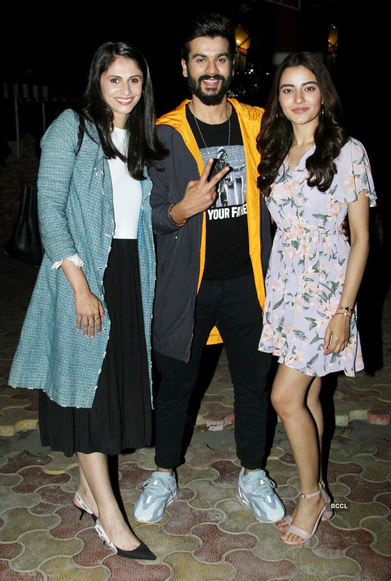 Sneha Taurani, Sunny Kaushal and Rukshar Dhillon