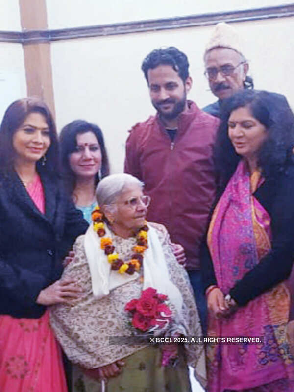 Remembering Kaifi Azmi on 101st birth anniversary