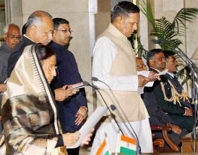 Ministers sworn-in at Rashtrapati Bhavan 