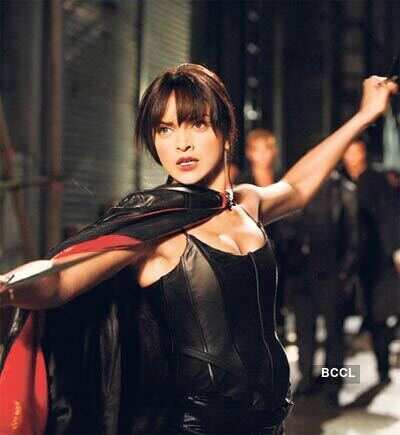 B'wood divas' warring ways!