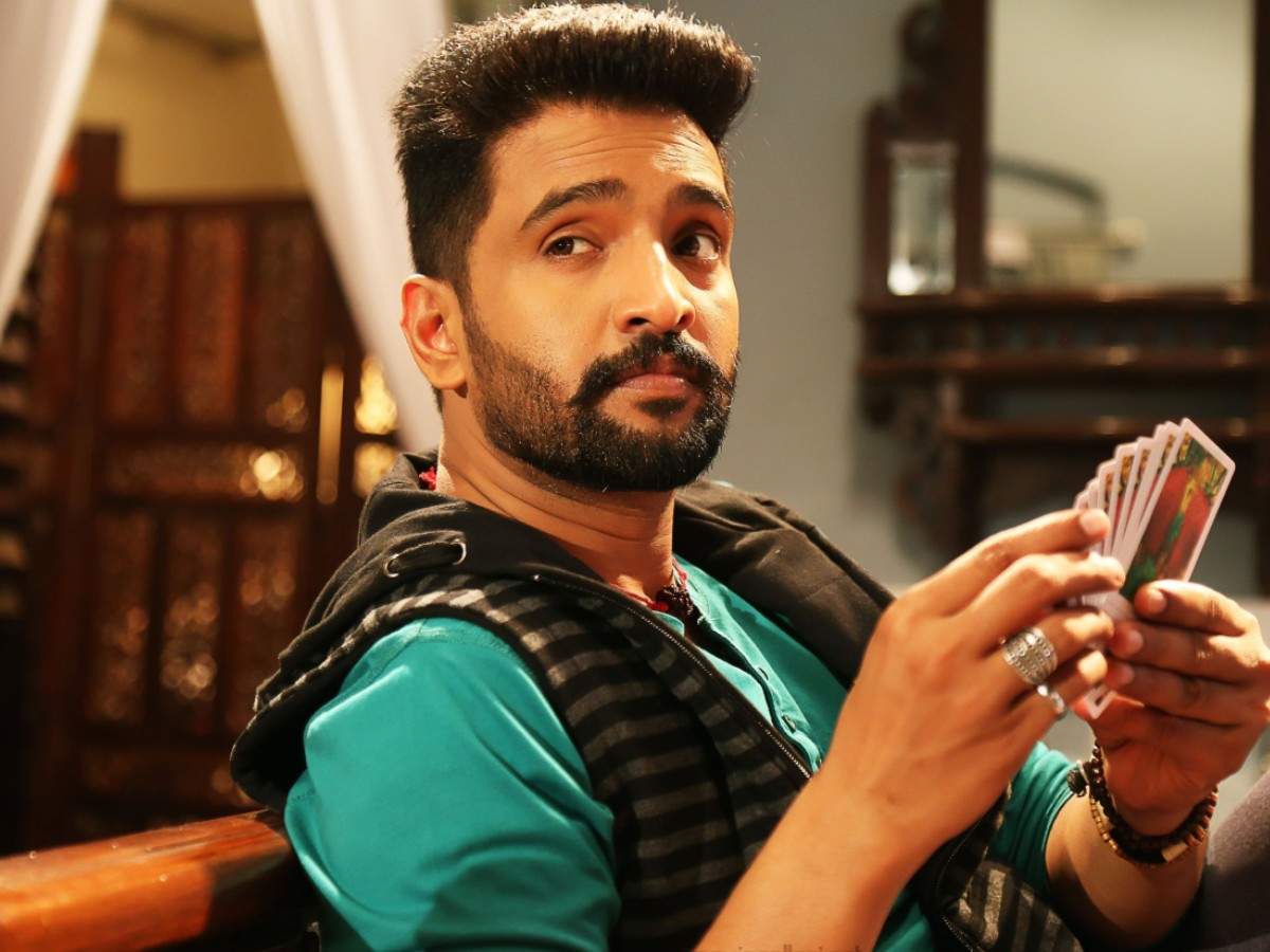 Happy Birthday, Santhanam: FIVE comedy films of Santhanam which will leave  you laughing out loud | Tamil Movie News - Times of India