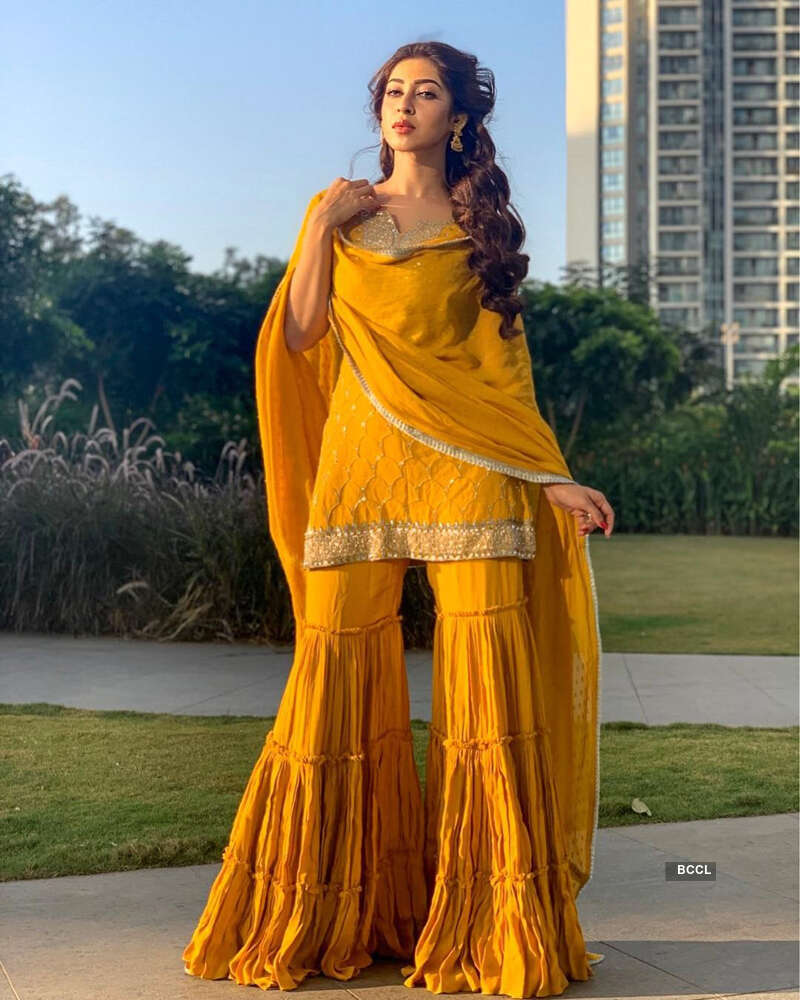 <BR> is turning heads with her bewitching pictures <BR> is turning heads with her bewitching pictures