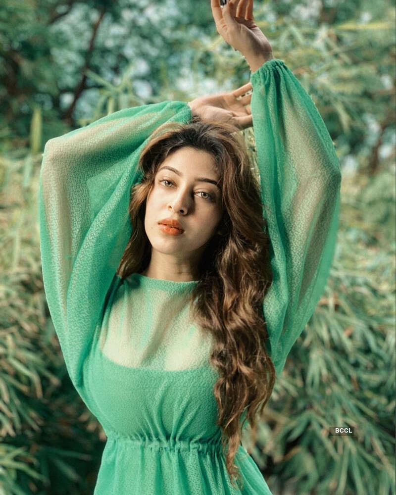 <BR> is turning heads with her bewitching pictures <BR> is turning heads with her bewitching pictures