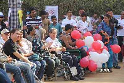 Eisha, Milind help physically challenged