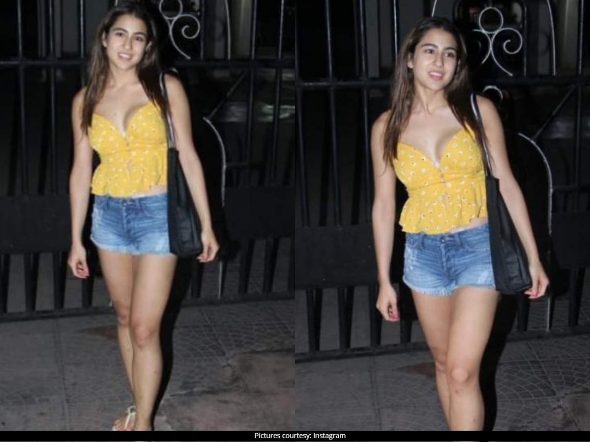 ​Photos: Sara Ali Khan ups the style quotient as she gets papped donning an uber-chic avatar