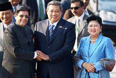 Indonesian President arrives in India