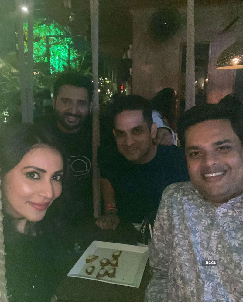 TV stars attend Sharad Malhotra’s birthday party