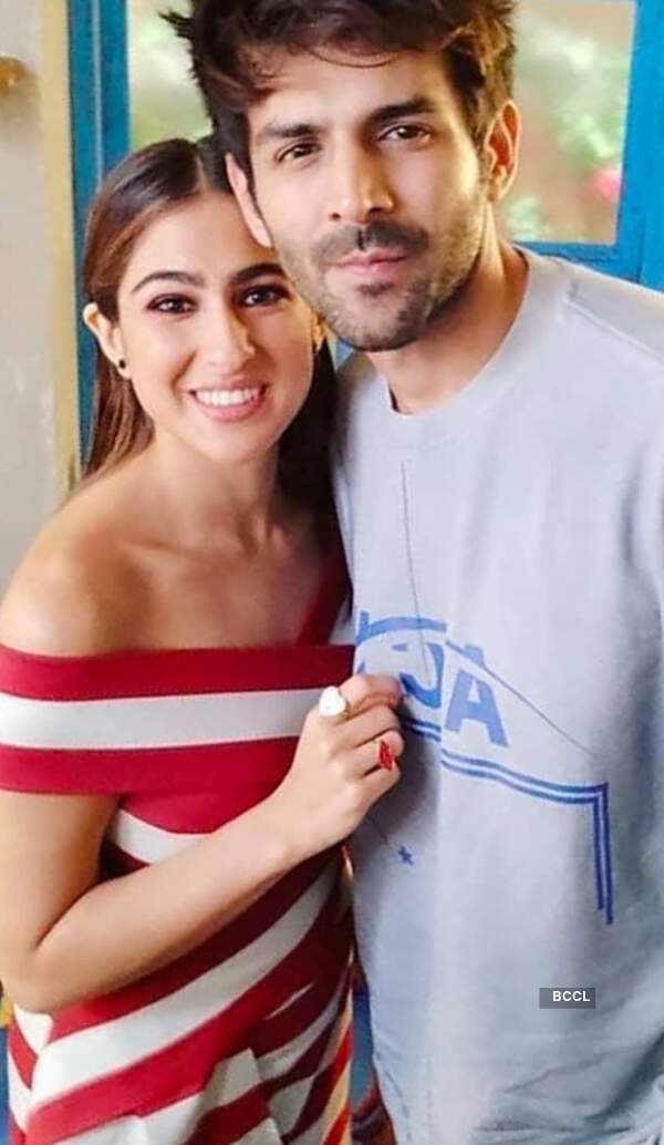 Sara Ali Khan and Kartik Aaryan pictures