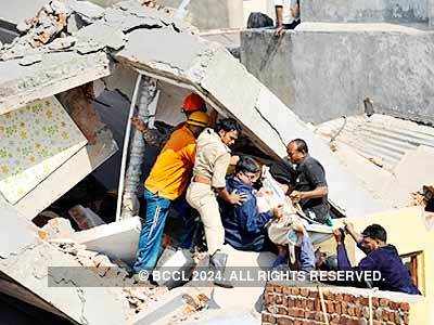 Building collapsed in Ahmedabad