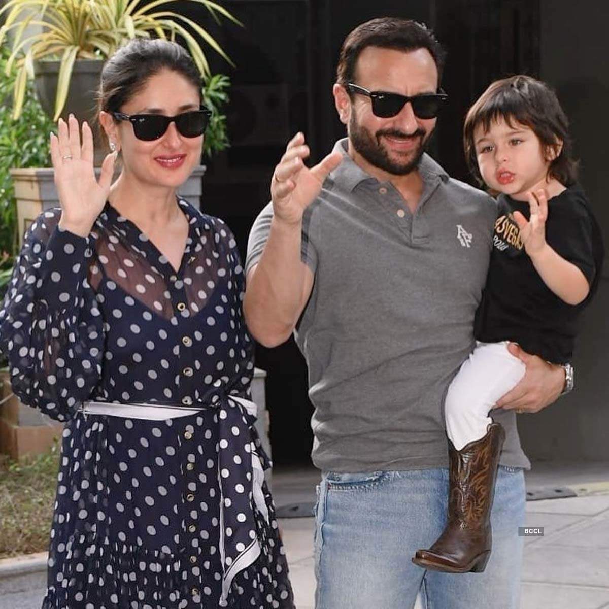 This picture of Saif Ali Khan all set to chop son Taimur's long, shaggy hair will make you smile