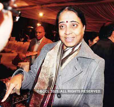 Play: 'Gandhi Tum...'