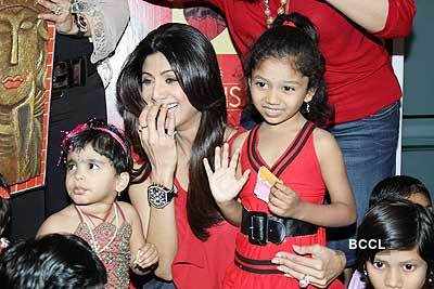 Shilpa Shetty supports underprivileged kids