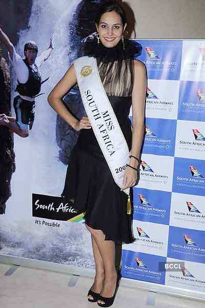 Miss South Africa Nicole Flint in Mumbai