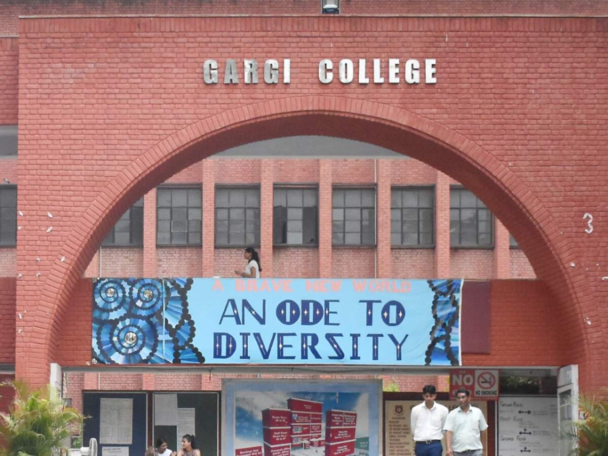 Image result for Students at gargi college, Delhi University have been abused.