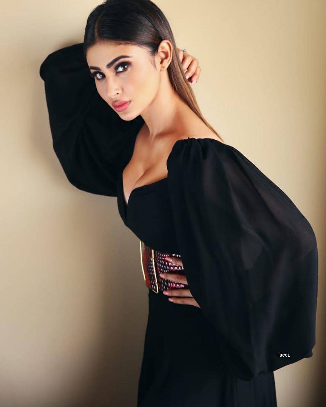Mouni Roy's Pictures: Captivating photo shoots of Bollywood actress & fashionista Mouni Roy