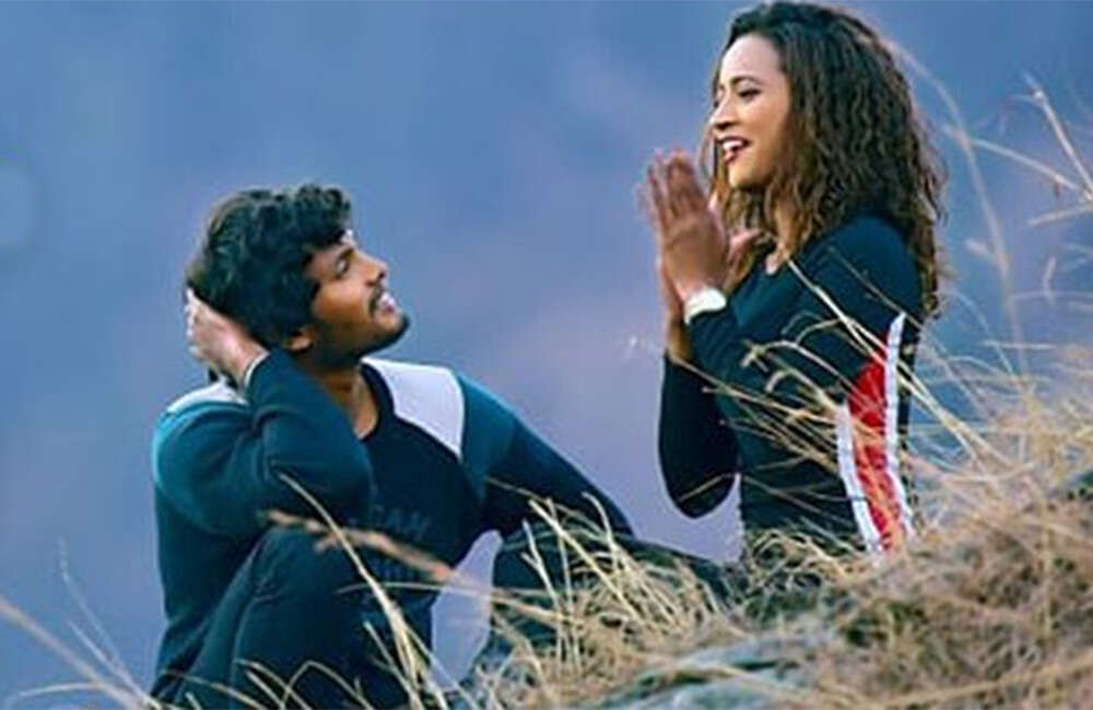 Life-Anubhavinchu-Raja​4