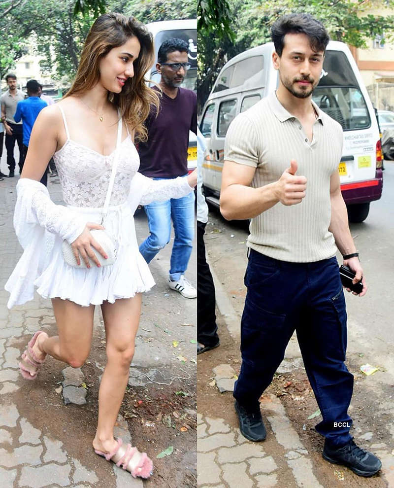 New pictures of Disha Patani & Tiger Shroff from their romantic dinner date