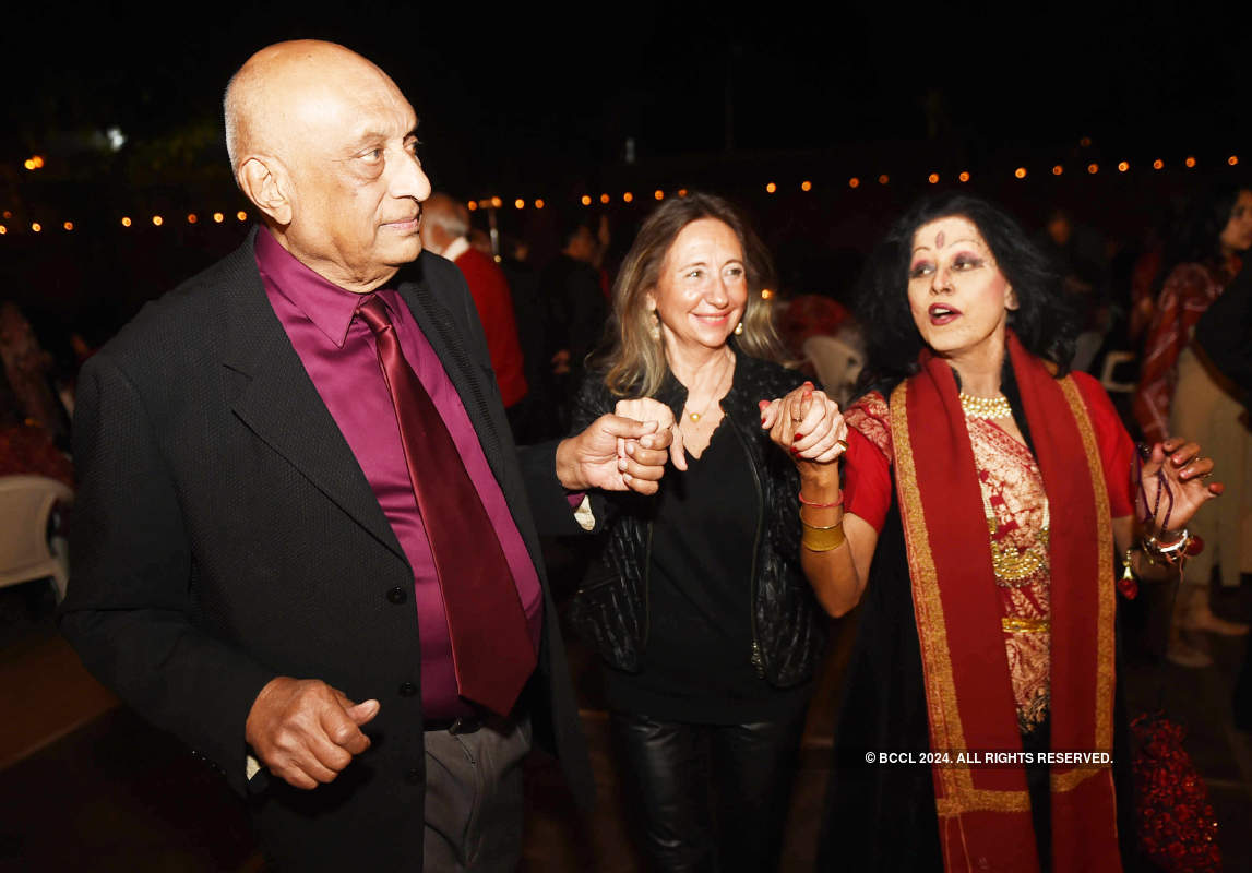 Reds, blacks & retro style at Bhaichand Patel's annual V-Day party