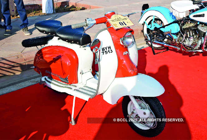 1935 Rolls Royce Coupe 1950 Lambretta Scooter Vintage Vehicles Cruise From India Gate To Gurgaon Events Movie News Times Of India 1935 rolls royce coupe 1950 lambretta