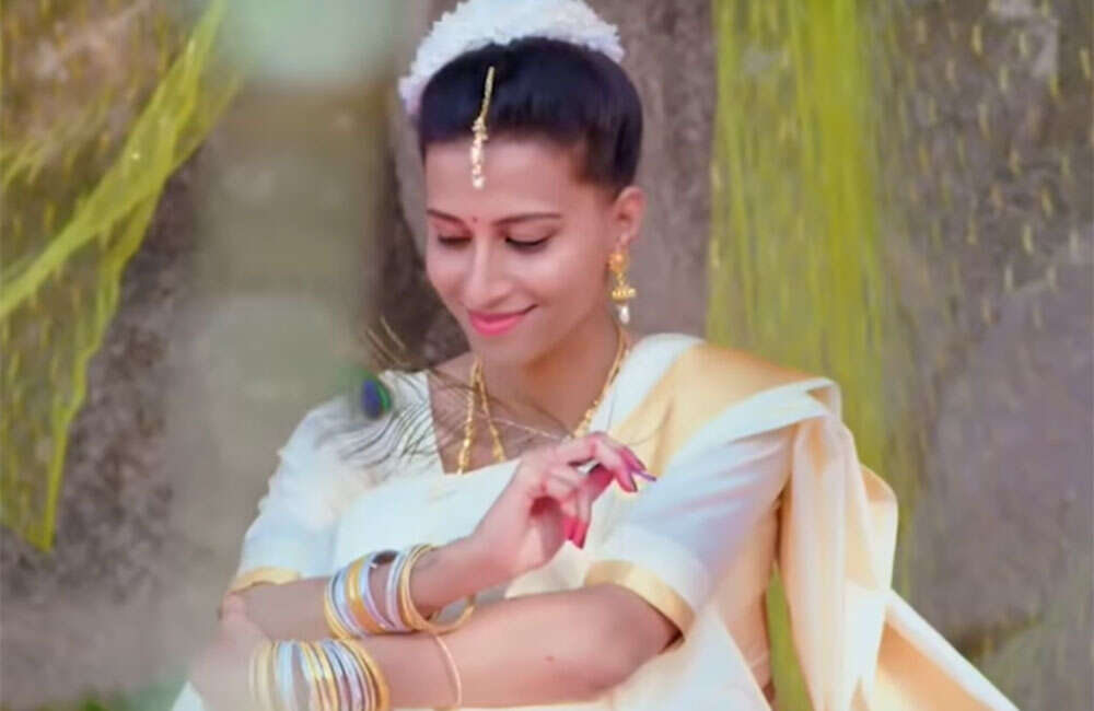 Cheema-Prema-Madhyalo-Bhaama2